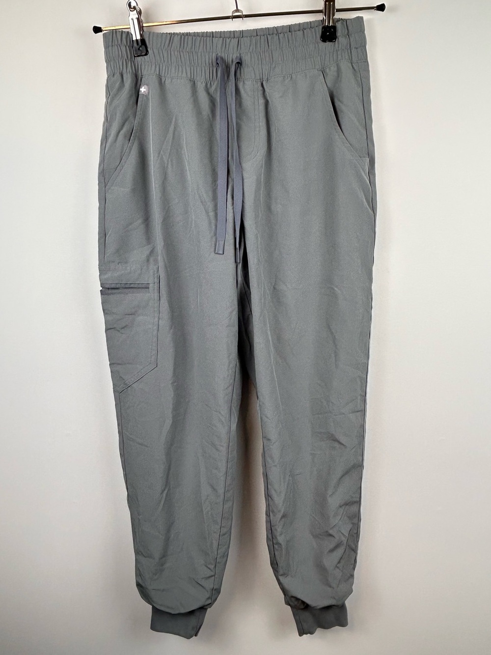 FIGS Zamora FIONlite Petite Jogger Scrub Pants grey green S